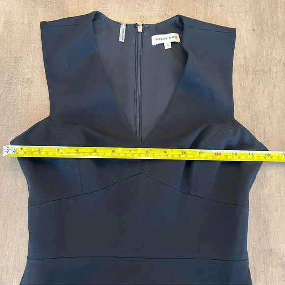Rebecca Taylor Black Sleeveless V-Neck Dress Size 0 Concealed Zipper at Back - Picture 2 of 8
